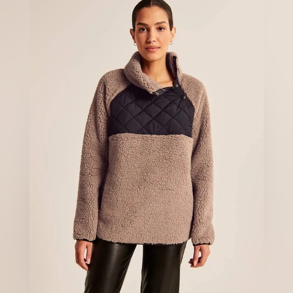 Abercrombie & Fitch Asymmetrical Snap-Up Fleece, Size Small, NWT